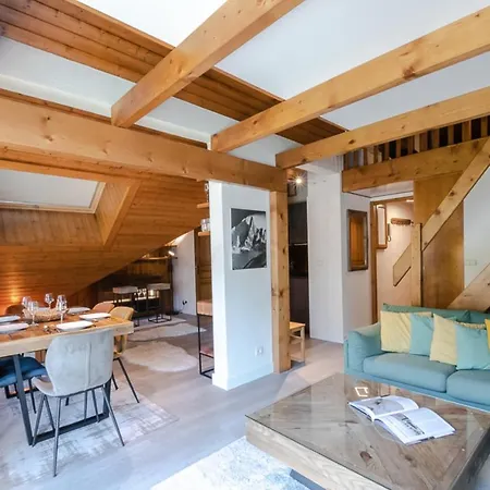 Superb Apt Chalet Style At The Foot Of The Slopes 아파트 *
