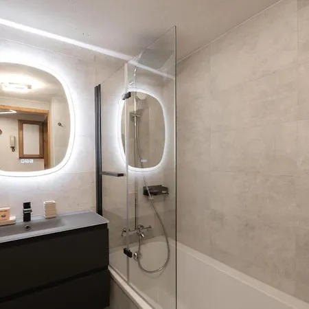 Superb Apt Chalet Style At The Foot Of The Slopes Apartment *